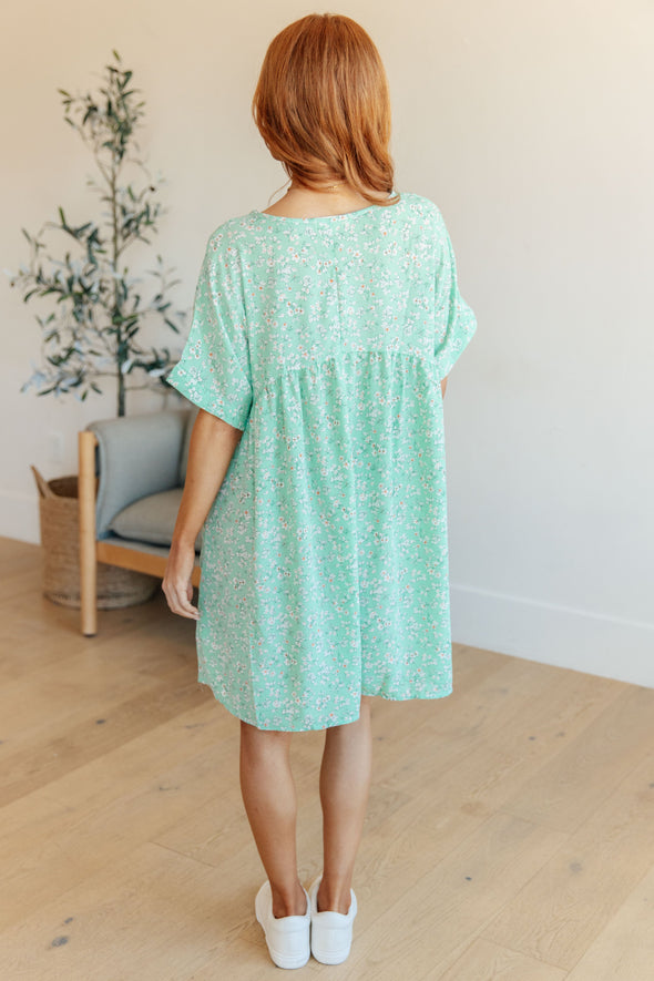 Rodeo Lights Dolman Sleeve Dress in Mint Floral