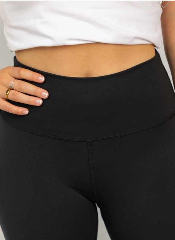 High Waisted Solid Knit Ruched Leggings