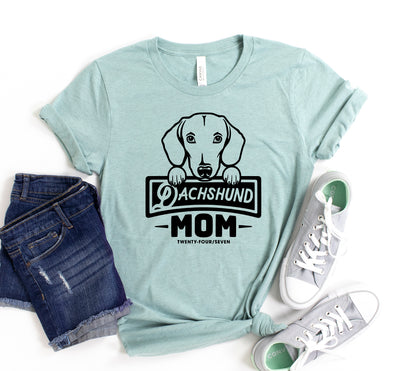 Dachshund Mom T-shirt